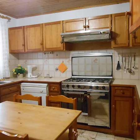 Apartment Colina *